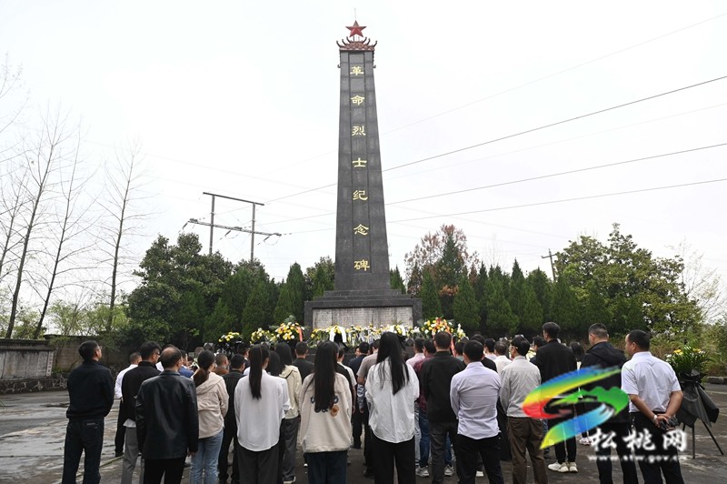 【網絡中國節·清明】清明祭英烈 精神永傳承