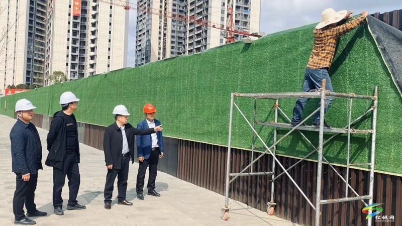 縣住房和城鄉建設局到建筑工地檢查創文創衛工作