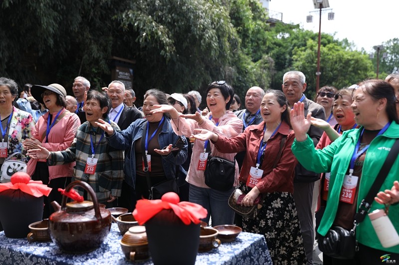 松桃：苗王城非遺體驗引熱潮  傳統技藝激活鄉村游